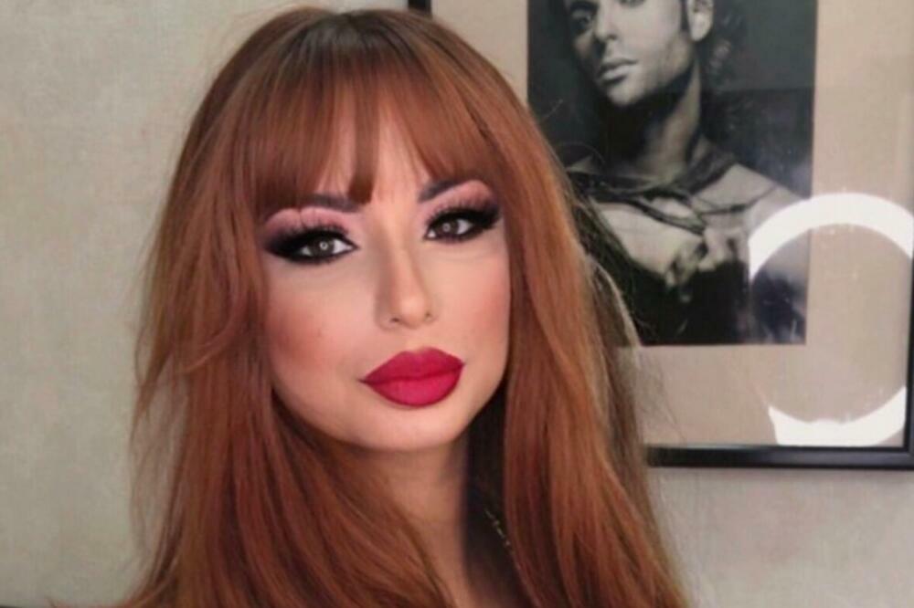 NAŠA PEVAČICA BOLUJE OD TEŠKOG OBLIKA RAKA: Kreće njena BORBA, nije joj lako