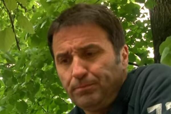 POGLEDAJTE NA KAKVU JE ZMIJURINU NALETEO MEMEDOVIĆ: Oči u oči sa OTROVNICOM, dobro je ŽIV ostao