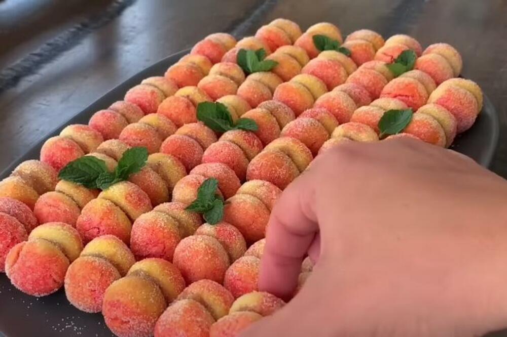 RECEPT ZA POSNE BRESKVICE ZNAJU SAMO ISKUSNE DOMAĆICE: Caka je u BELOM suvom sastojku, njega uvek ZABORAVITE