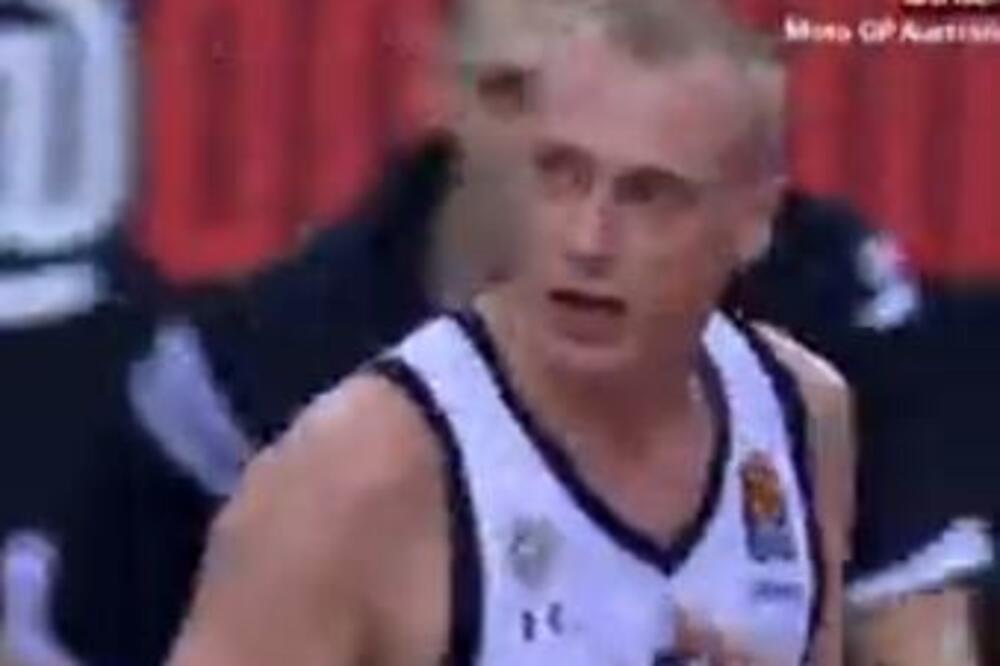 "MAMU TI J***M" - Smailagić vezao 11 poena za preokret Partizana, pa poludeo zbog sumnjive lične! (VIDEO)