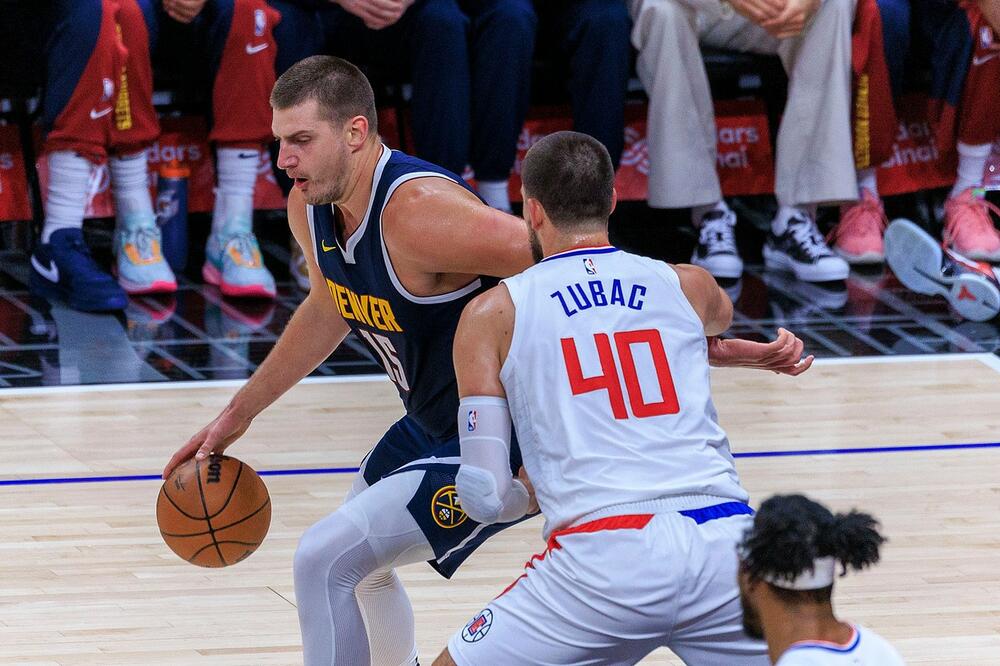 Nikola Jokić na utakmici Los Anđeles Klipesa i Denver Nagetsa