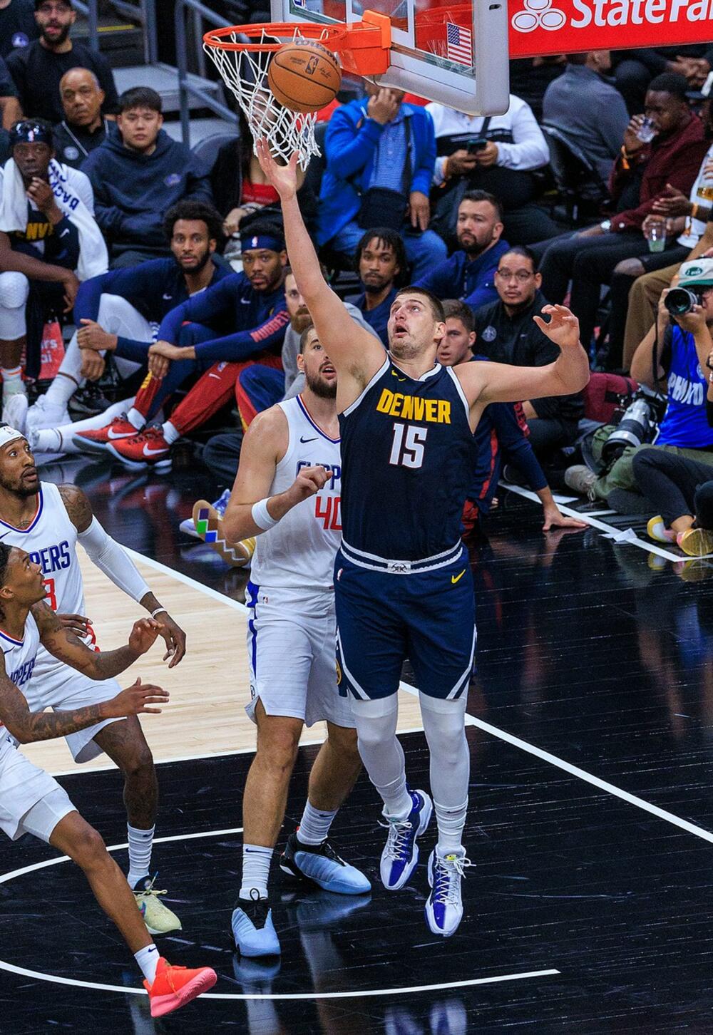 Nikola Jokić na utakmici Los Anđeles Klipesa i Denver Nagetsa