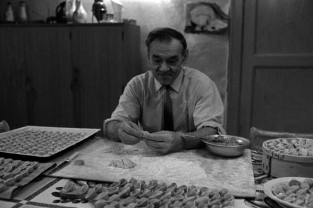 NAJSTARIJI HIRURG NA SVETU OTKRIO KAKO DA DOŽIVITE 100 GODINA: Ovo je GLAVNI NEPRIJATELJ zdravlja, UBIJA vas