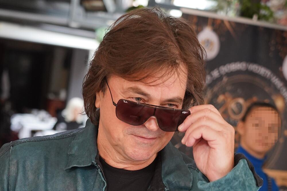 Zbog čega je Alen Islamović u invalidskim kolicima? Pevačica se šokirala kada je čula, nije imala pojma o ovome