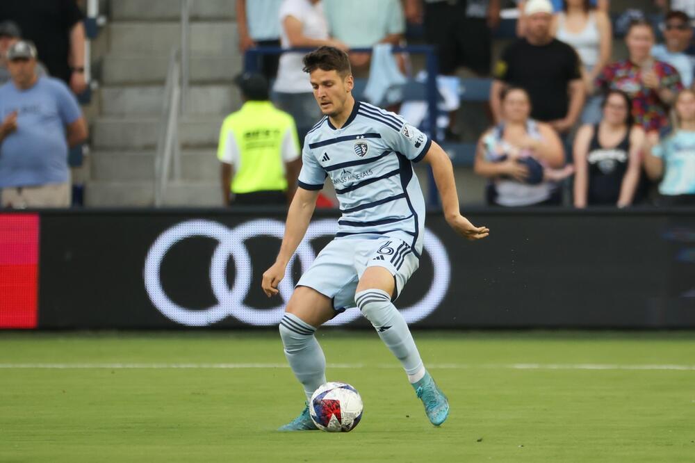 Nemanja Radoja u dresu Kanzasa