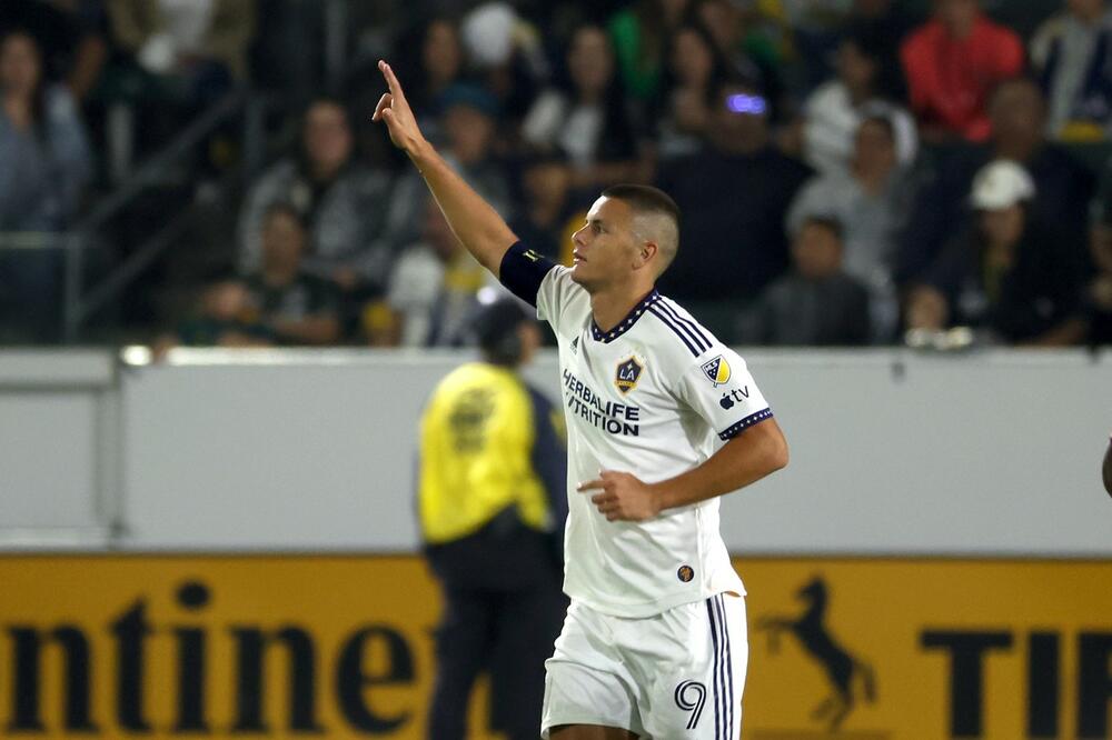 NE, NIJE JOVELJIĆ! Mesi najplaćeniji u MLS ligi, ali će vas iznenaditi koji Srbin najviše zarađuje (FOTO)