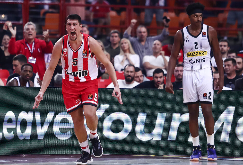 Zek Ledej protiv Olimpijakosa