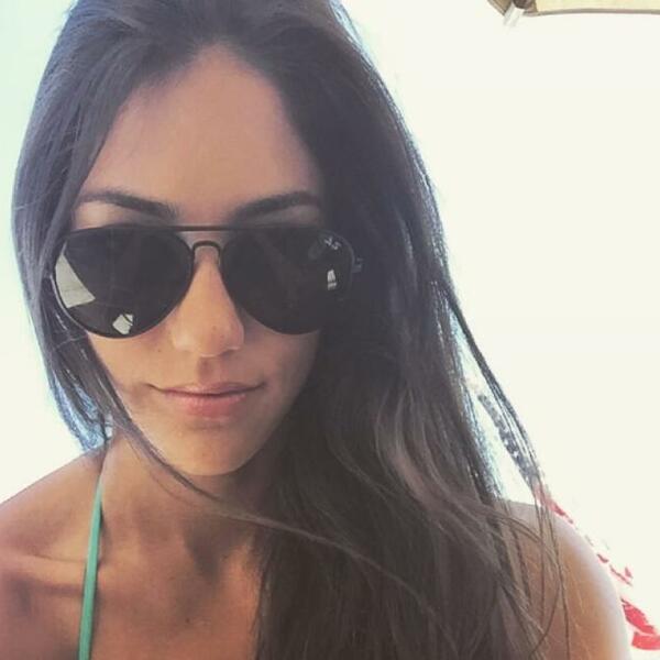 POGLEDAJTE OVO LEPO LICE: Jedna fotografija joj je uništila život i karijeru! (FOTO/VIDEO)