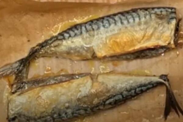 SASTOJCI U OVOJ RIBI OBARAJU HOLESTEROL I PRITISAK, A 10 PUTA JE JEFTINIJA OD LOSOSA: Svi treba da je JEDU NON-STOP