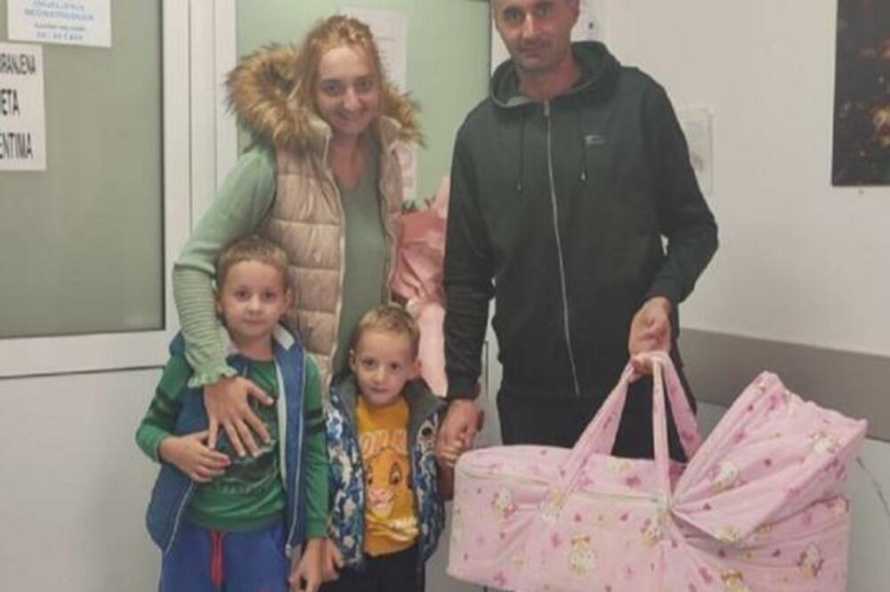 JOVANA SE PORODILA U SVOJOJ PORODIČNOJ KUĆI: Samo je svekrva bila s njom, EVO ŠTA SE DESILO