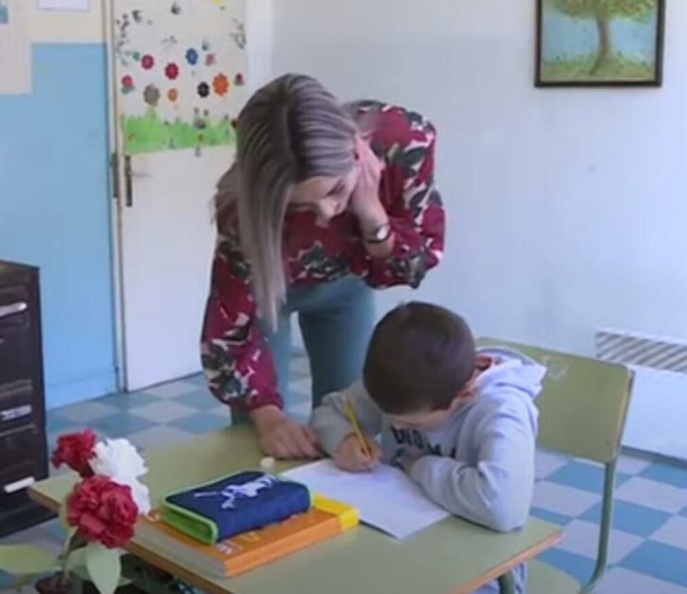 Učiteljica u školi