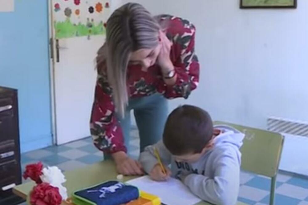 NAJSMEŠNIJI VIC ZA POČETAK DANA ĆE VAS NASMEJATI DO SUZA: Nastavnica zadala zadatak Perici...