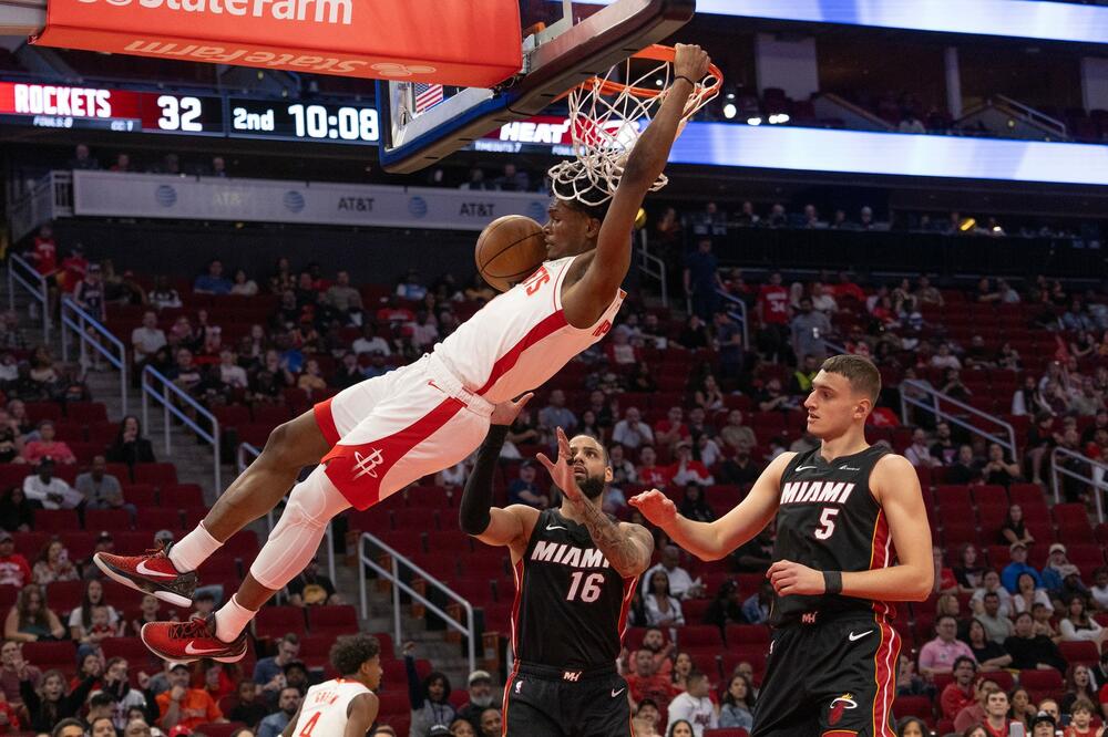 NIKOLA JOVIĆ DOBIO MINUTE I ISKORISTIO IH NA NAJBOLJI NAČIN: Srbin ostao "kratak" za dabl-dabl! (VIDEO)