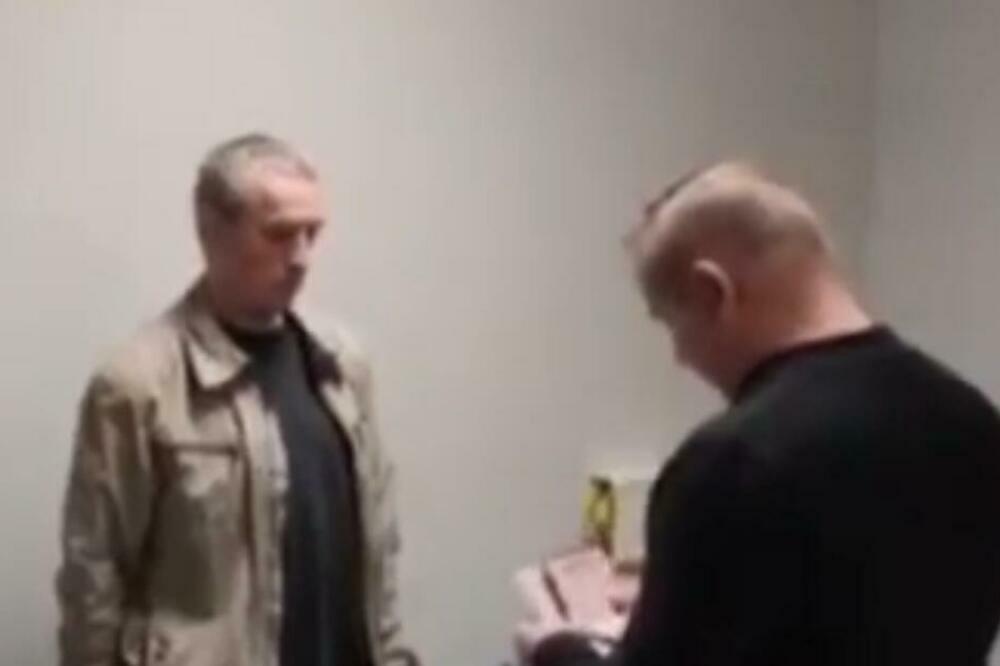 RUSIJA TRAGALA ZA PREVARANTOM 5 GODINA, ON UHAPŠEN U SRBIJI: Poznatog begunca agenti preuzeli na aerodromu