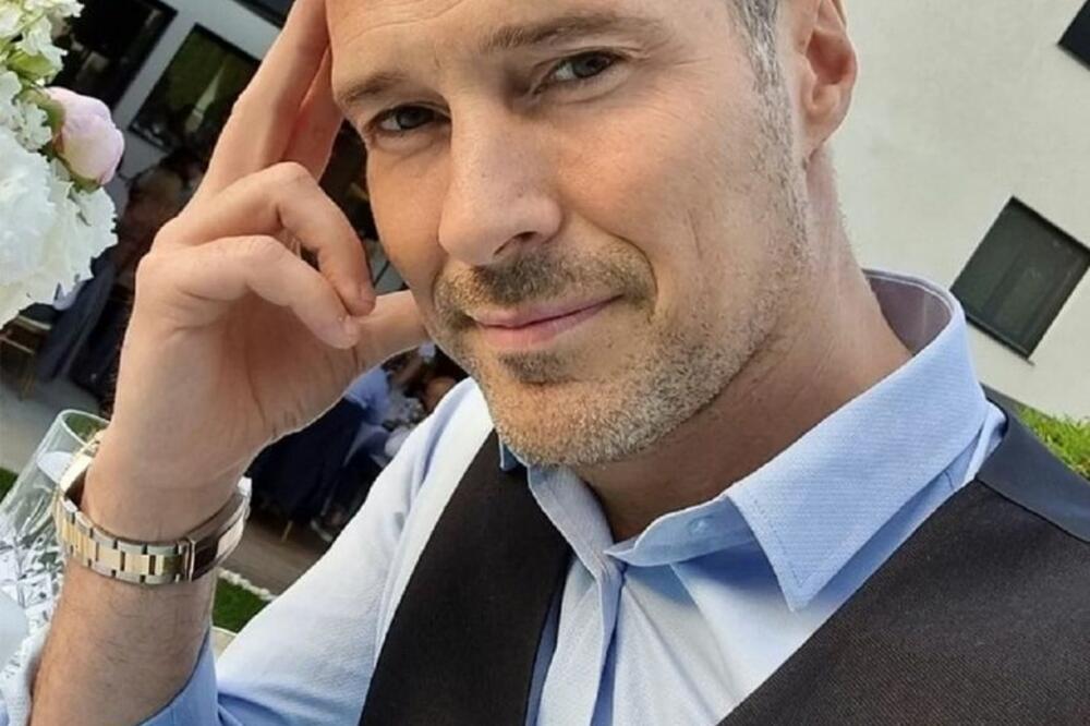 OGLASIO SE NENAD BLIZANAC NAKON VESTI DA JE NAPADNUT NA NASTUPU: Pevač otkrio šta se zapravo DOGODILO