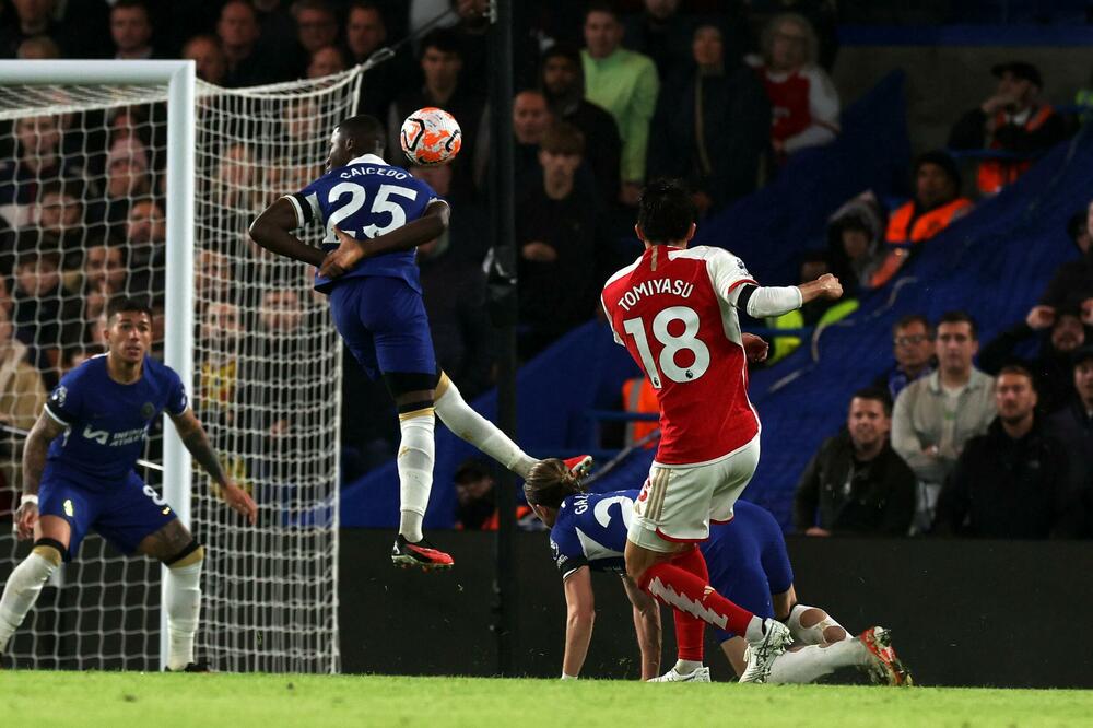 LUDNICA U LONDONSKOM DERBIJU: Arsenal gubio do 84. minuta, Čelsi dozvolio izjednačenje