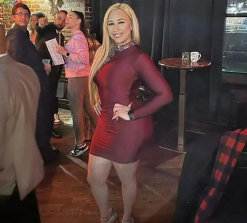 Policajka, Grejs Rouz Baez