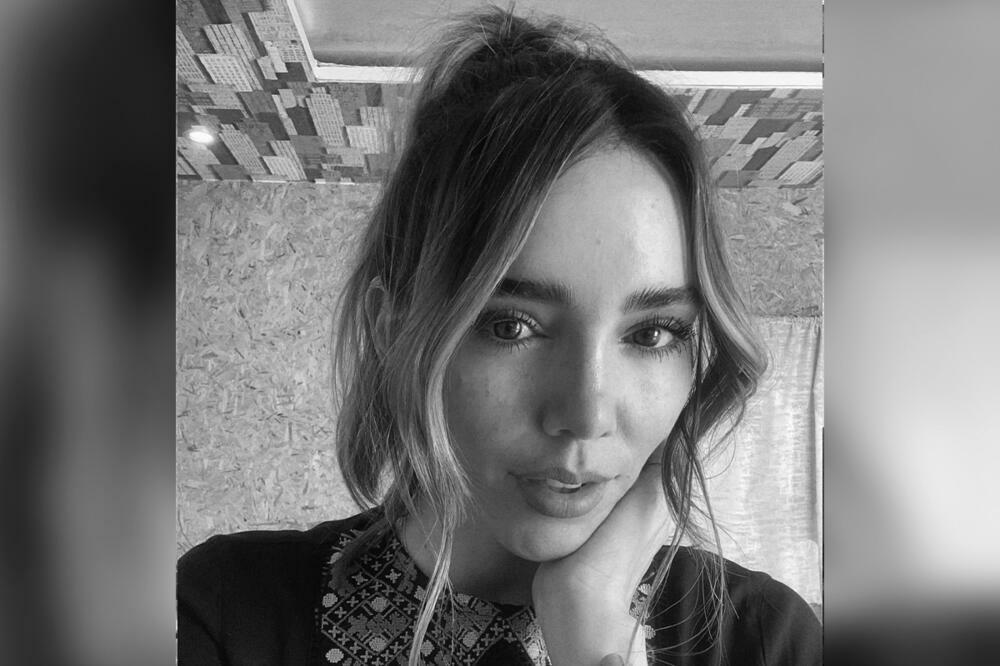 PREMINULA GLUMICA I MIS LEPOTE NAKON BORBE SA TEŠKOM BOLEŠĆU: Njen partner PODELIO TUŽNE VESTI, zanemeo od BOLA