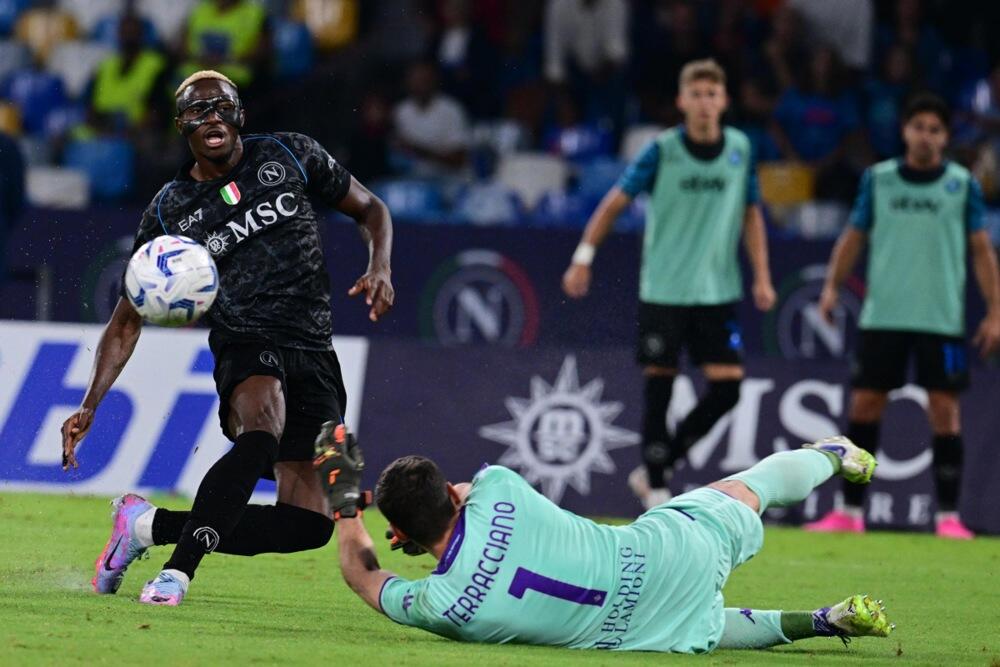 Viktor Osimen na utakmici Napolija i Fiorentine