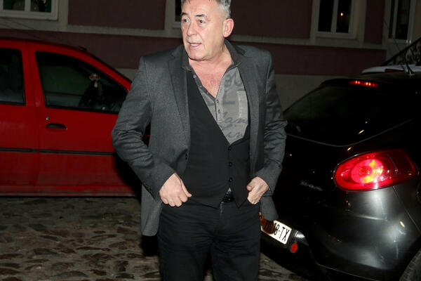 MIMA KARADŽIĆ IMA KARIJERU DUGU DECENIJAMA, A OVO JE MALO KO ZNAO O NJEMU: Isplivali sledeći PODACI o glumcu