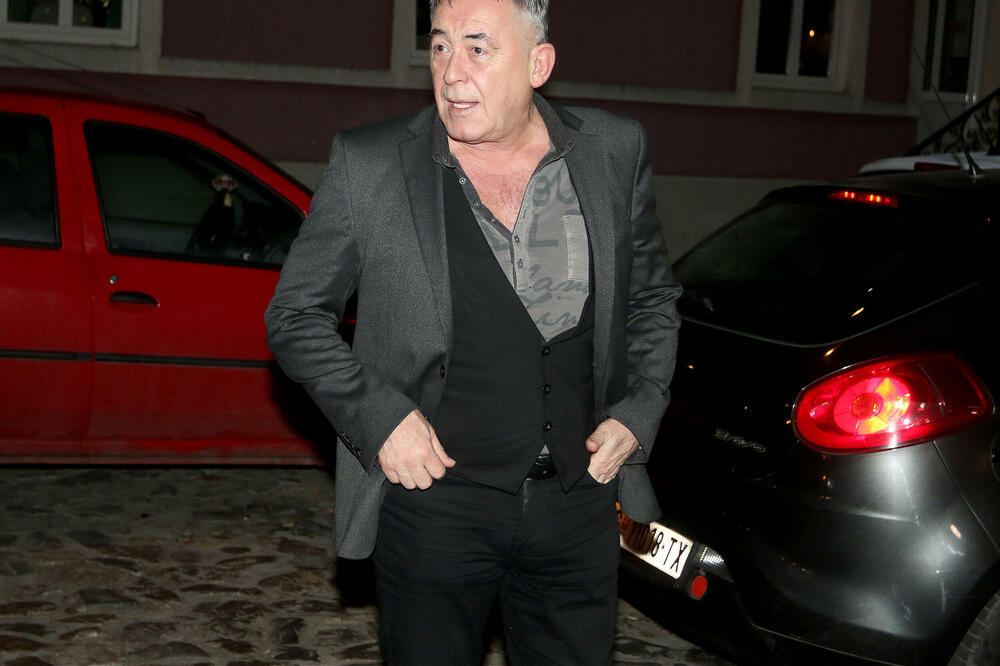 MAJKO MILA KAKVA STANČINA! ZAVIRITE U DOM MIME KARADŽIĆA: Za ovo treba BAŠ dubok DŽEP!