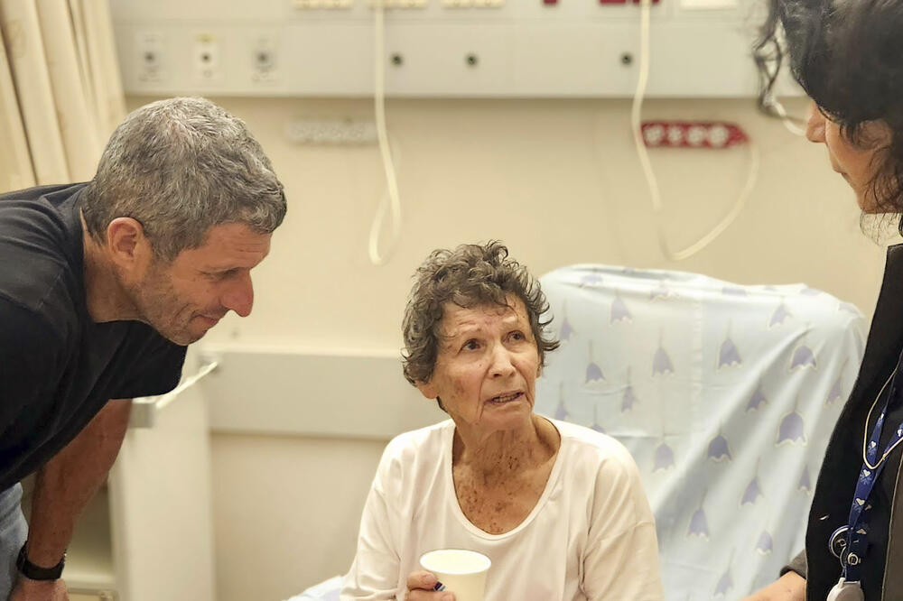 STARICA KOJU JE HAMAS OSLOBODIO OPISALA MUKE KROZ KOJE JE PROŠLA: Otvorila DUŠU, ovo je HOROR KOJI JE DOŽIVELA!