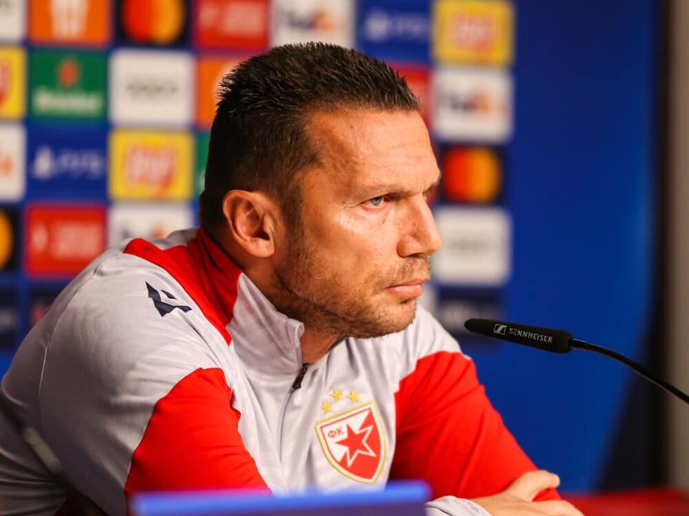 Barak Bahar na konferenciji za medije pred Lajpcig