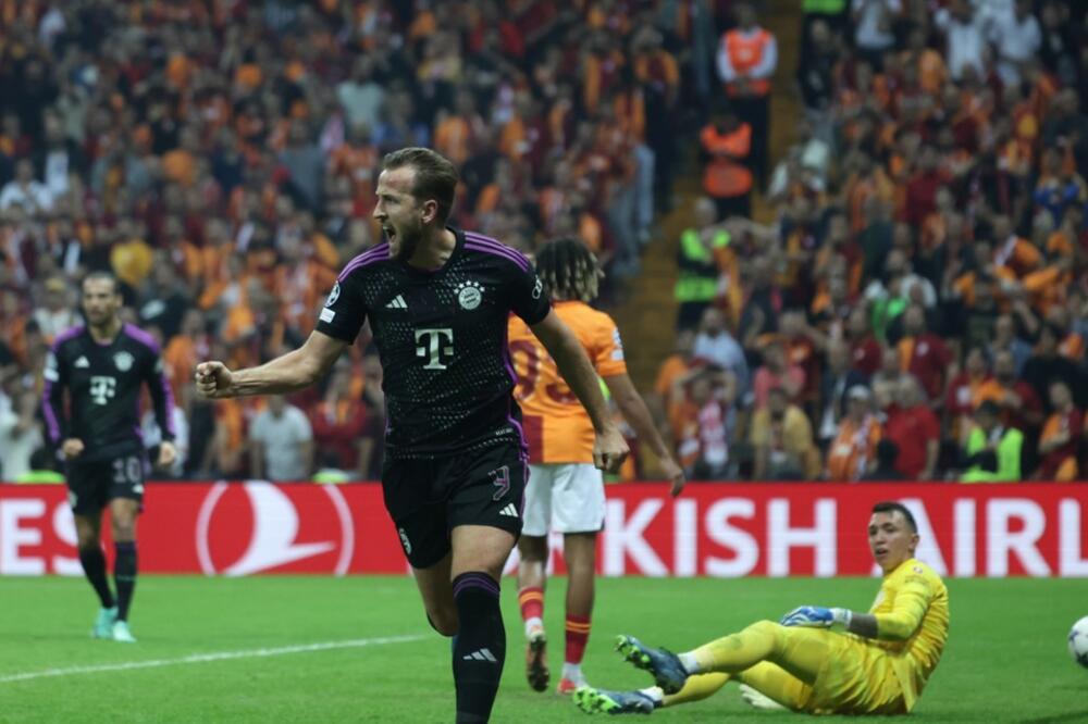 KEJN ODUŠEVIO NEMAČKU: Pogodio sa svoje polovine! (VIDEO)