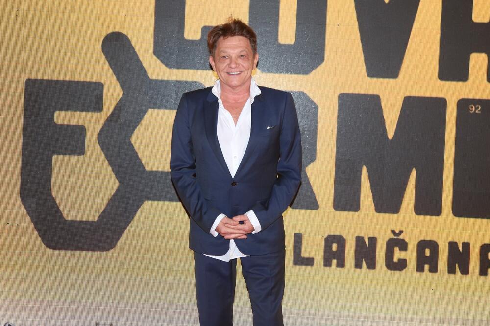 CEO BEOGRAD NOĆAS BRUJI O NJIMA: Došli naši NAJPOZNATIJI GLUMCI, crveni tepih pun važnih GLAVA, spisak je DUGAČAK