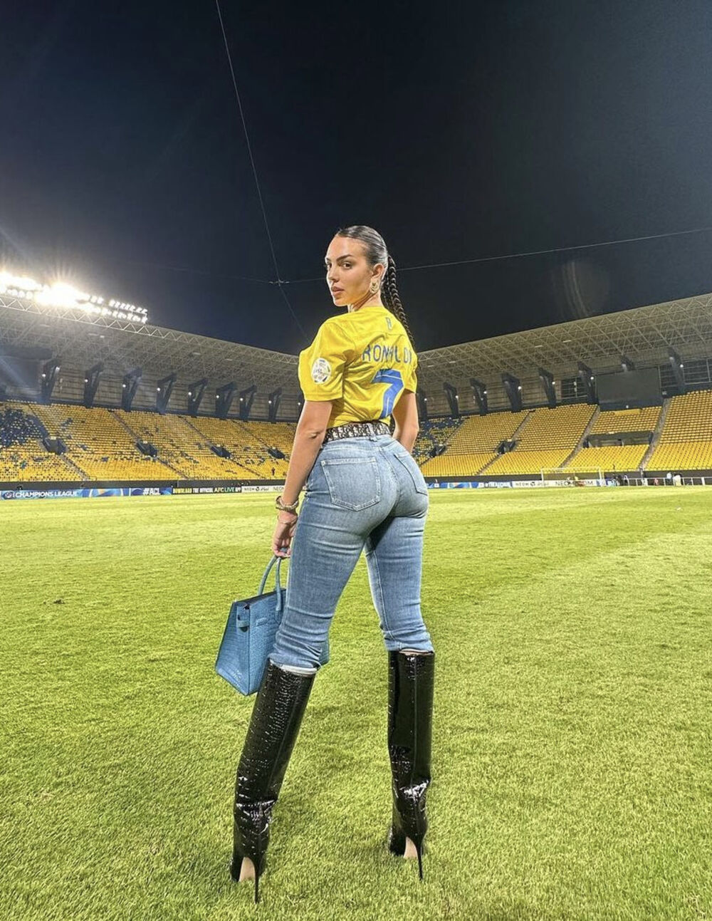 Rodrigez je odrastala u Jaksi