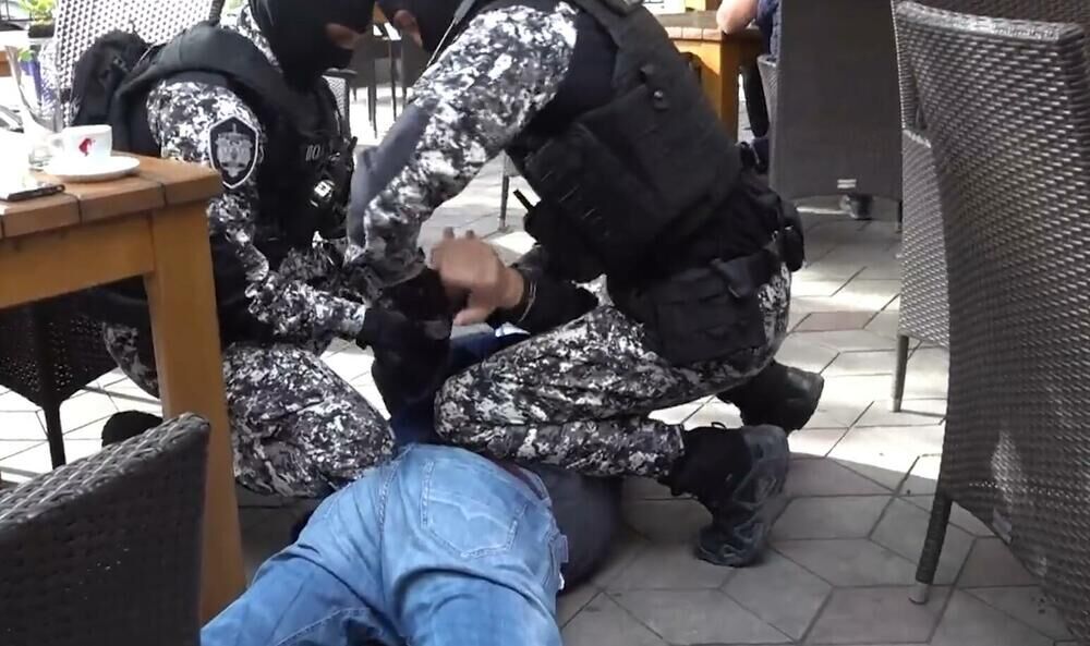 Hapšenje, ilustracija