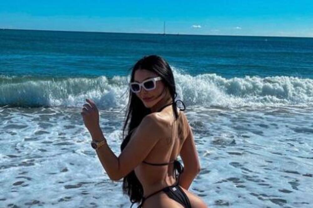 UGRADILA SILIKONE U ZADNJU LOŽU, PA SAD ISKAČE IZ FRIŽIDERA: Najpoznatija RASTURAČICA BRAKOVA ne staje!