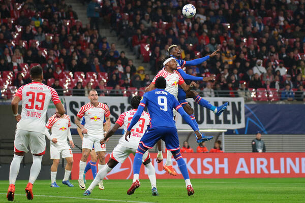 ZVEZDA NAMUČILA LAJPCIG! Olmo ugasio nadu crveno-belima (VIDEO/FOTO)