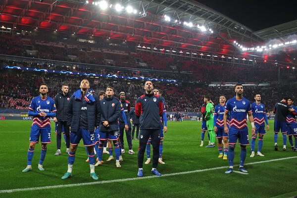 FUDBALERI ZVEZDE JEDVA ČEKAJU REVANŠ: Kapitenska poruka Dragovića posle poraza u Lajpcigu