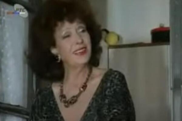 CRNA SUDBINA OMILJNE SRPSKE GLUMICE: Detinjstvo provela u SIROMAŠTVU, a onda je zadesila i SMRT DETETA