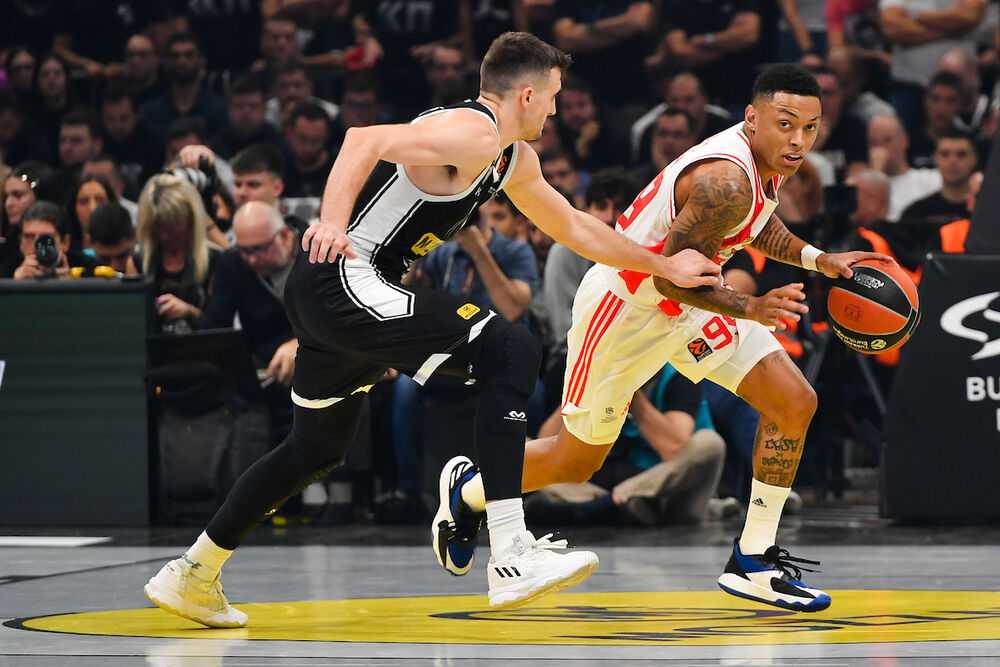 Jago Mateus na utakmici Partizana i Crvene zvezde