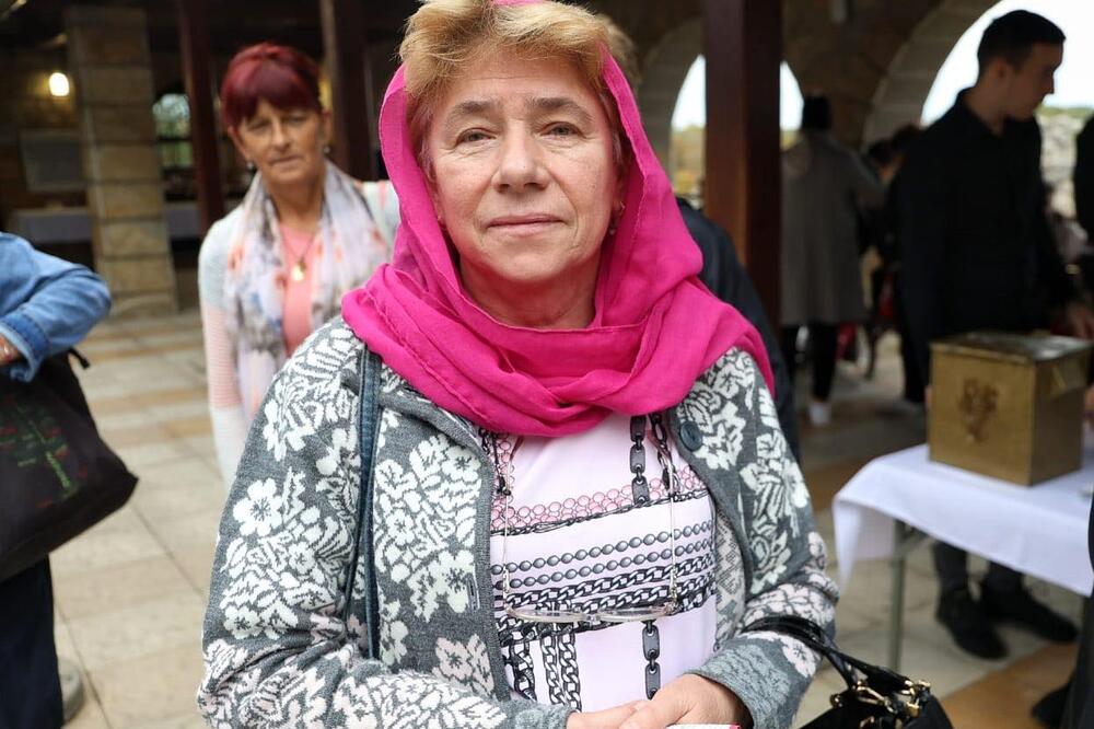 "MOJ ZET JE IMAO UDES, IZ KASETE MU JE ISPALA IKONA SVETE PETKE!" Stoja nam je ispričala sve o ČUDU koje se desilo