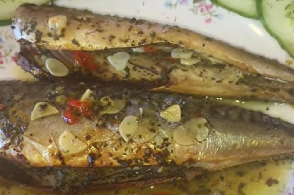 OVAKO MAĐARICE PRAVE NAJSOČNIJU SKUŠU IZ RERNE: Caka je u 3 začina - godinama unazad koriste samo taj recept