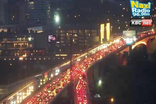 KIŠA NAPRAVILA KOLAPS U BEOGRADU, NI IGLA NE MOŽE DA PROĐE: Evo gde je NAJKRITIČNIJE, naoružajte se STRPLJENJEM