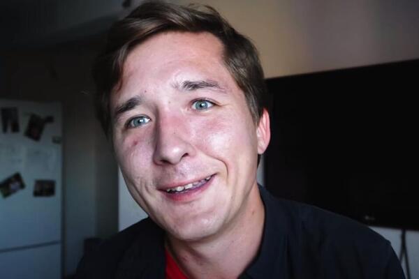 RUS SE PRESELIO U BEOGRAD, PA NAPRAVIO HAOS NA MREŽAMA: Jedna stvar digla SRBE NA NOGE,da li je ovo REALNO? (VIDEO)