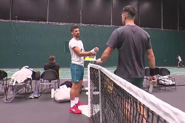 VIŠE OD RIVALSTVA: Đoković i Alkaraz oči u oči pred start Mastersa u Parizu! (VIDEO)