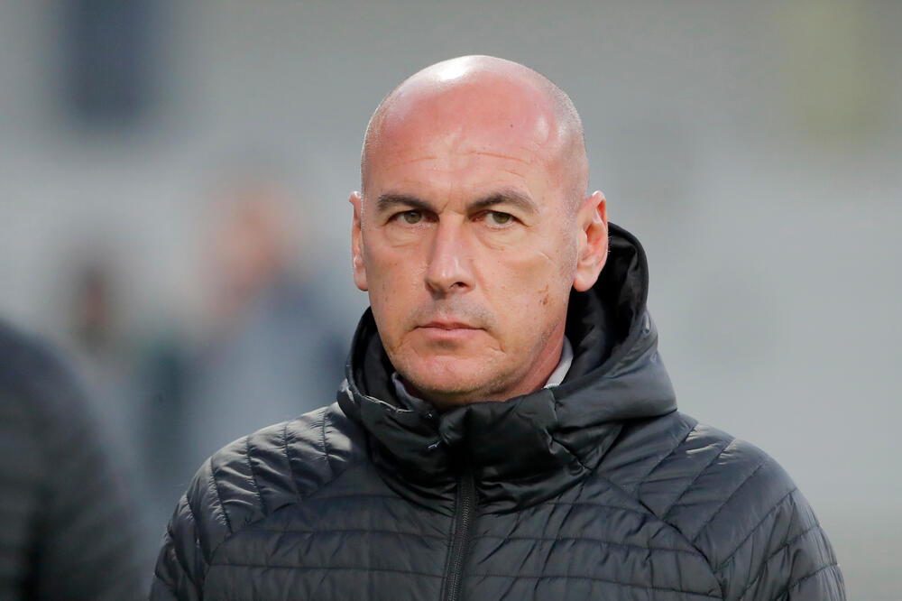 SMENJEN DUŠAN ĐORĐEVIĆ! Istorijski debakl u Engleskoj nije zaboravljen (FOTO)