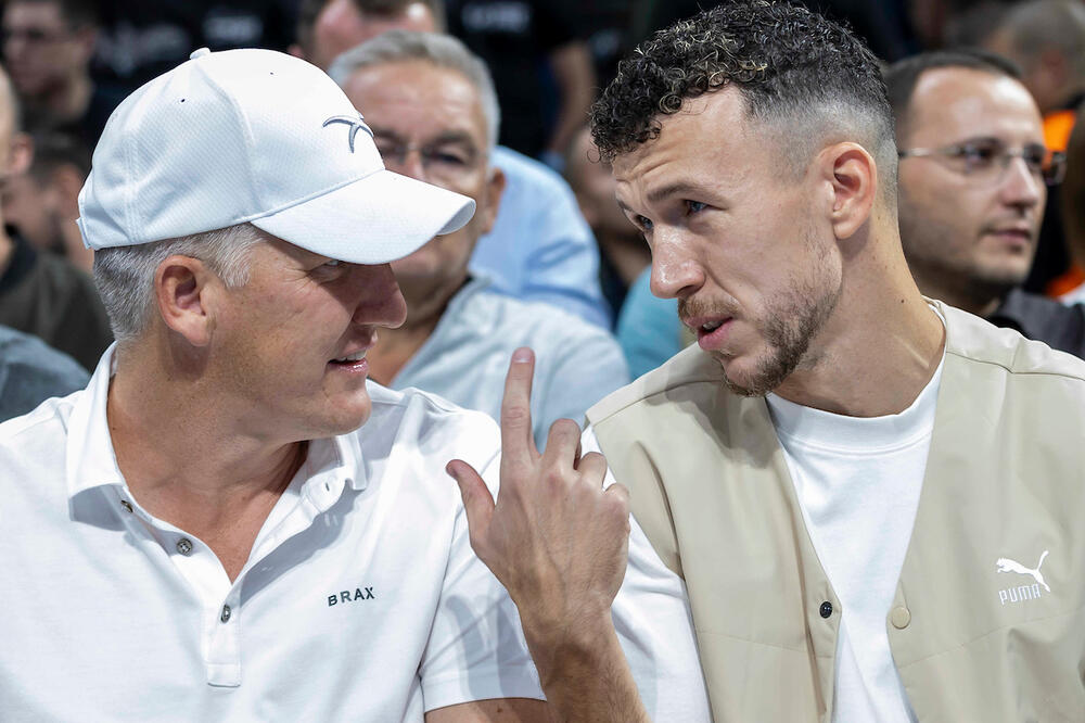 ŠVAJNŠTAJGER PONOVO GLEDA VEČITI DERBI! Srpski zet u društvu čuvenog Hrvata (FOTO)