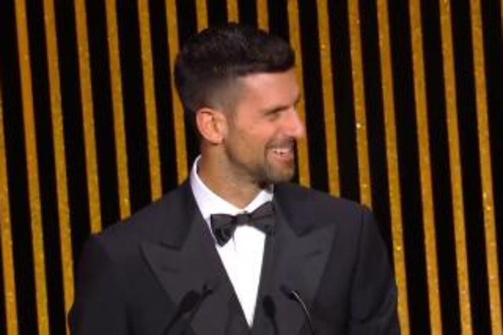 NOVAK POMENUO CRVENU ZVEZDU! Đoković izašao na binu tokom dodele Zlatne lopte (VIDEO)