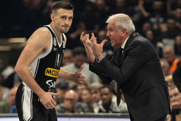 SVE JE STALO U OVOM MOMENTU: Skok koji je koštao Partizan pobede! (VIDEO)