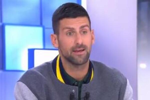 NOVAK ĐOKOVIĆ KONAČNO PRIZNAO ZAŠTO ON I JECA NIKAD NISU BOLESNI, PA NI PREHLAĐENI: Napitak koji piju ZNAČI ŽIVOT