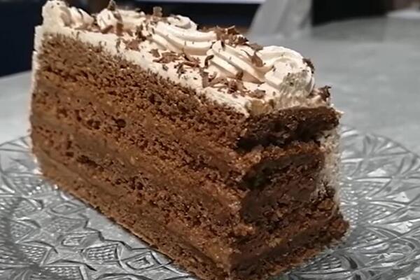 OVO JE NAJUKUSNIJA TORTA IZ STARE JUGOSLAVIJE: Ime je dobila po KRALJICI - recept je svaka žena imala u svesci