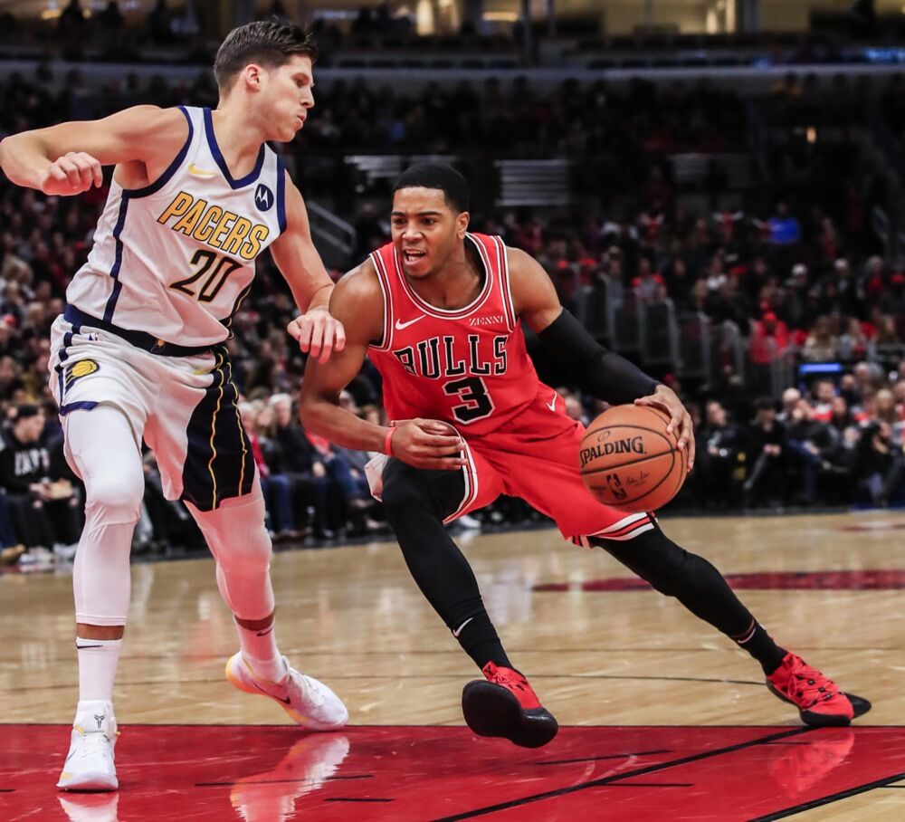 Šakil Harison (desno) u dresu Čikago Bulsa