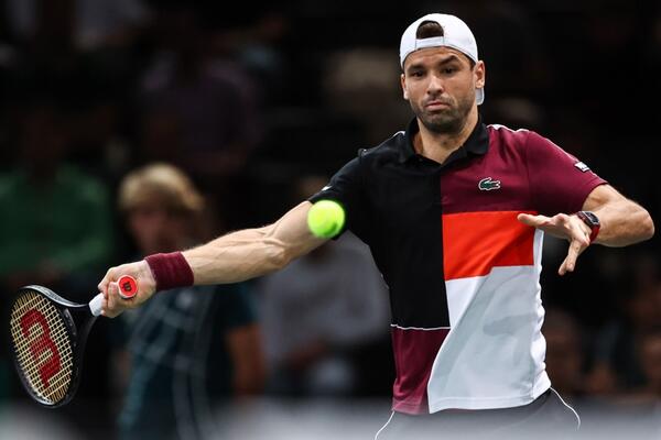 ODMAH NA STARTU OTPAO I DRUGI NAJVEĆI KONKURENT ĐOKOVIĆA: Dimitrov izbacio Medvedeva!
