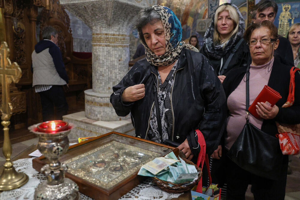 Crkva Svete Petke, Sveta Petka, Crkva, Vernici, Praznik, crveno slovo